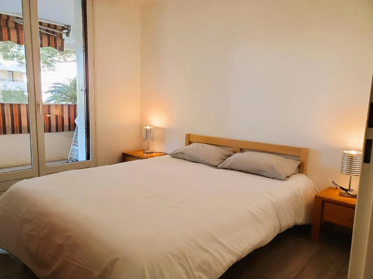Frejus Plage Miougrano T2 55M2 Climatise Piscine location